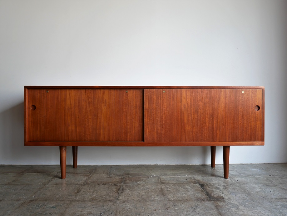 RY8 RY mobler Hans J Wegner ウェグナー NO NAME PARISH ::: PRODUCTS ::: RY26 Sideboard by Hans J.Wegner